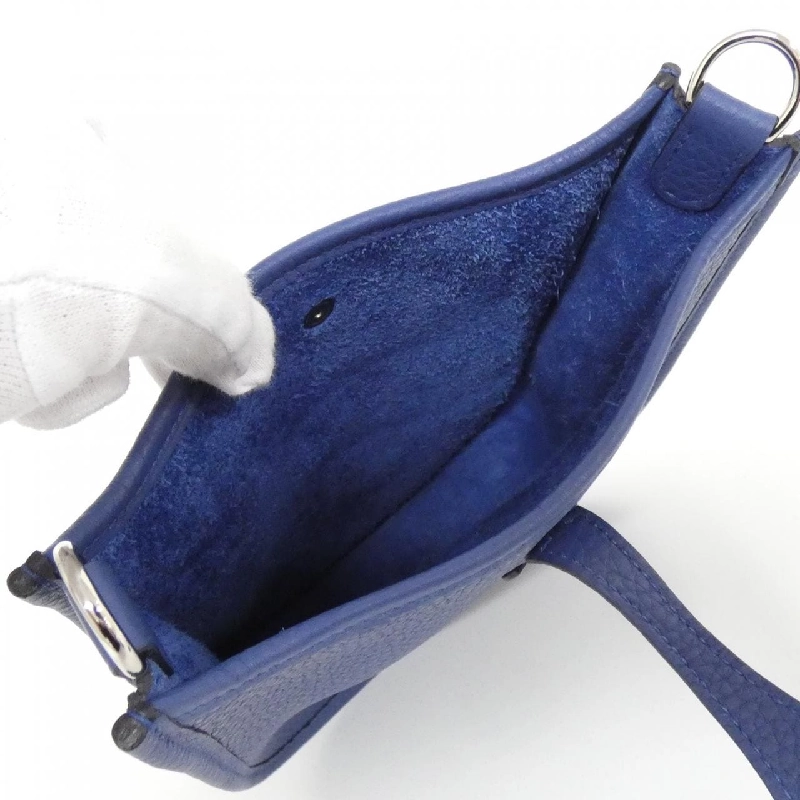 【Sản phẩm chưa sử dụng】Hermès CAVALE Évelyne Amazon 16cm 060775CK Túi đeo vai 610481