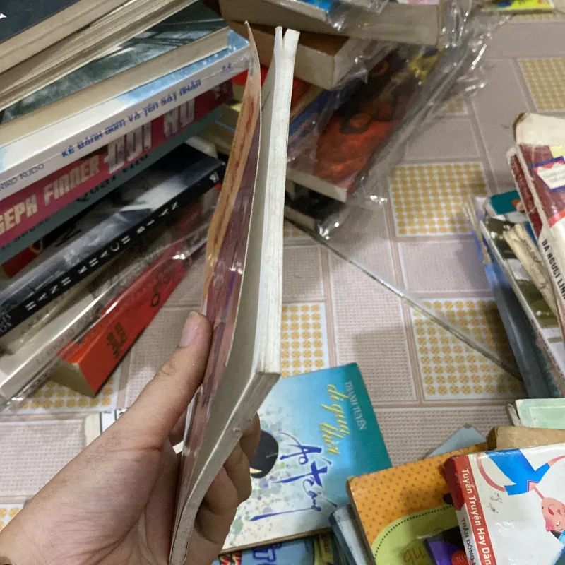 Kim Đồng của tác giả Hoàng Quảng Uyên 1011505