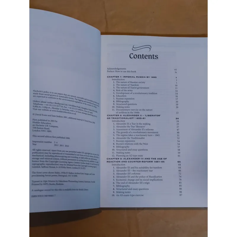 Years of Russia: The USSR and the Collapse of Soviet Communism 1027335