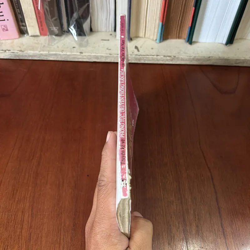 Tựa sách: Truyện Kể Về Phong Tục Truyền Thống Văn Hoá Các Dân Tộc Việt Nam (Tập 1) - 2006 595962