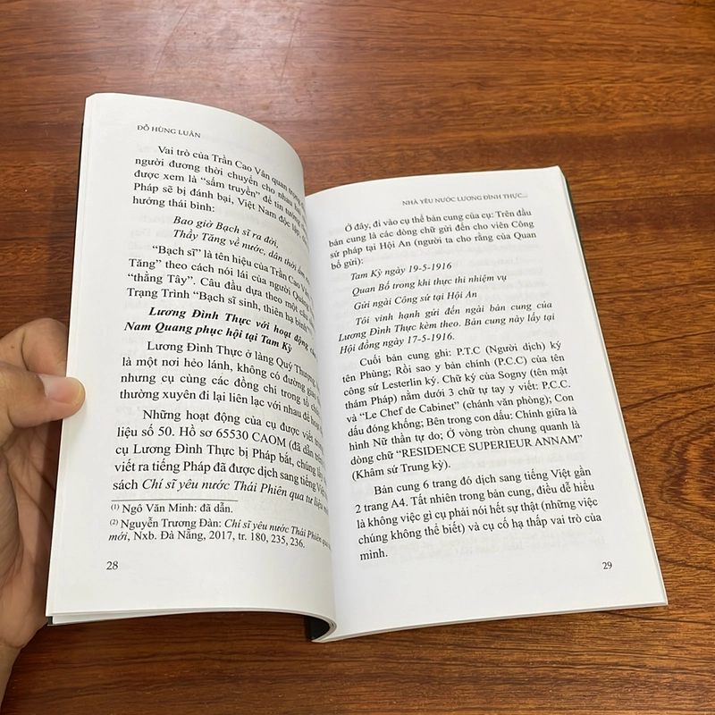 [Có Chữ Ký Của Tác Giả] - II Nhà Yêu Nước Lương Đình Thực - Đỗ Hùng Luân - 2019 501575