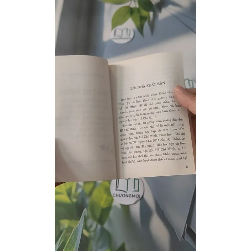 Hồ Chí Minh Về Suốt Đời Phấn Đấu Cần, Kiệm, Liêm, Chính, Chí Công Vô Tư 928486