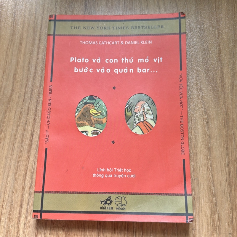 Plato và con thú mỏ vịt bước vào quán bar - Thomas Cathcart & Daniel Klein 507763