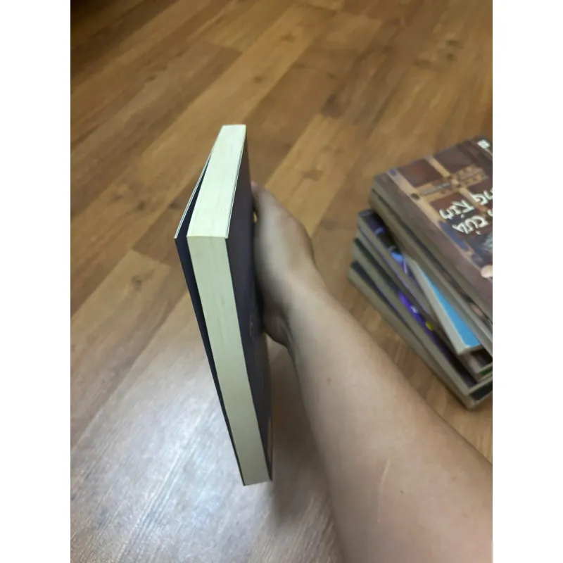 Mitsutaka Yuuki - Bướm đuôi nhạn 797760