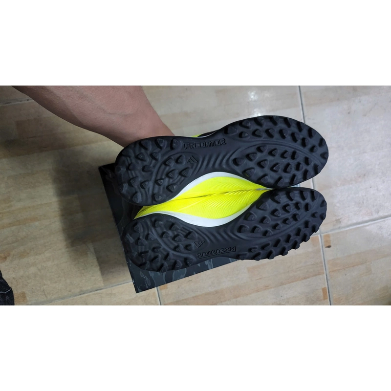 THANH LÝ GIÀY ĐÁ BANH ADIDAS CHÍNH HÃNG 505633