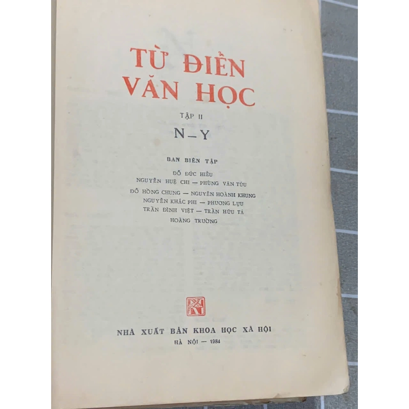 Từ điển văn học A-M, N-Y - xuất bản 1984- khổ lớn 545114