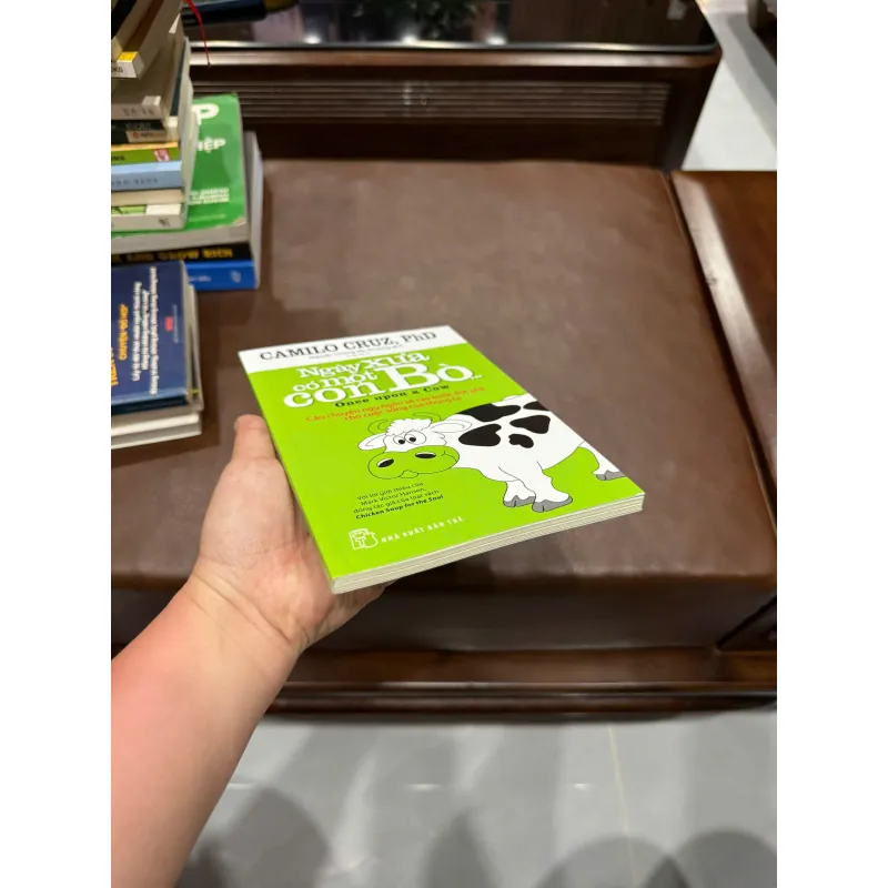 “Ngày Xưa Có Một Con Bò… (Once Upon a Cow)”- K5 1035077