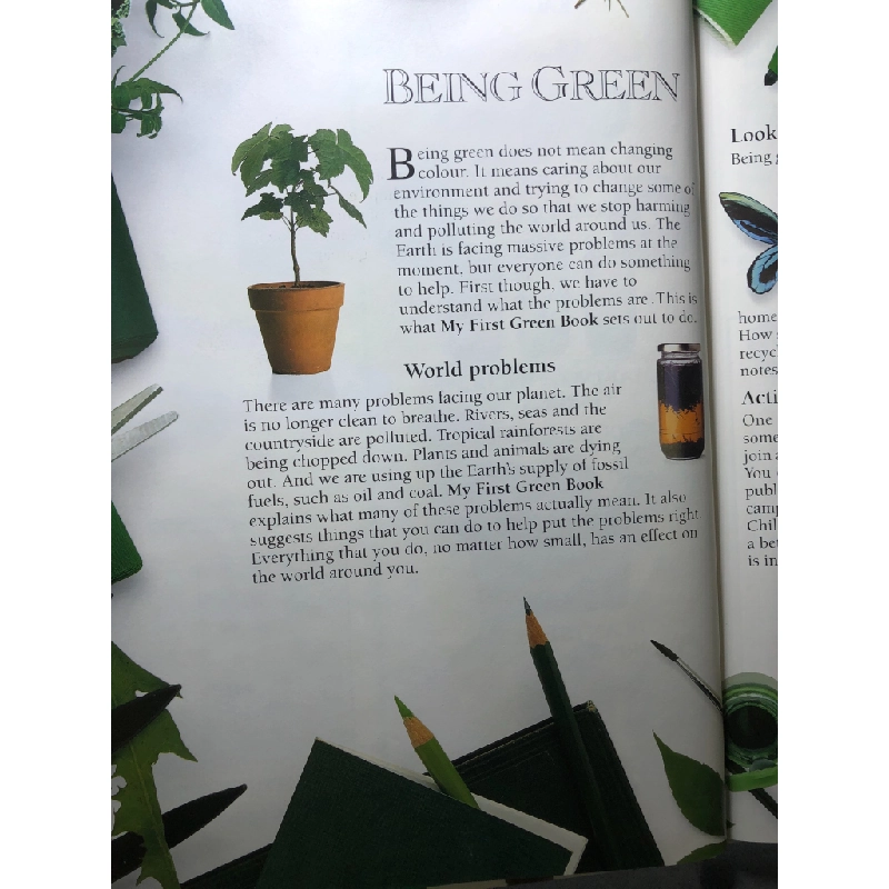 My First Green Book BÌA CỨNG mới 85% bẩn nhẹ DK HPB2707 NGOẠI VĂN 458551