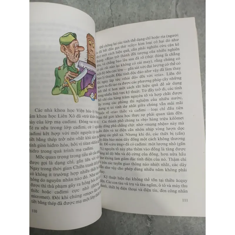 KỂ CHUYỆN VỀ KIM LOẠI HIẾM VÀ PHÂN TÁN - NGUYỄN HỮU CHÂN 746525