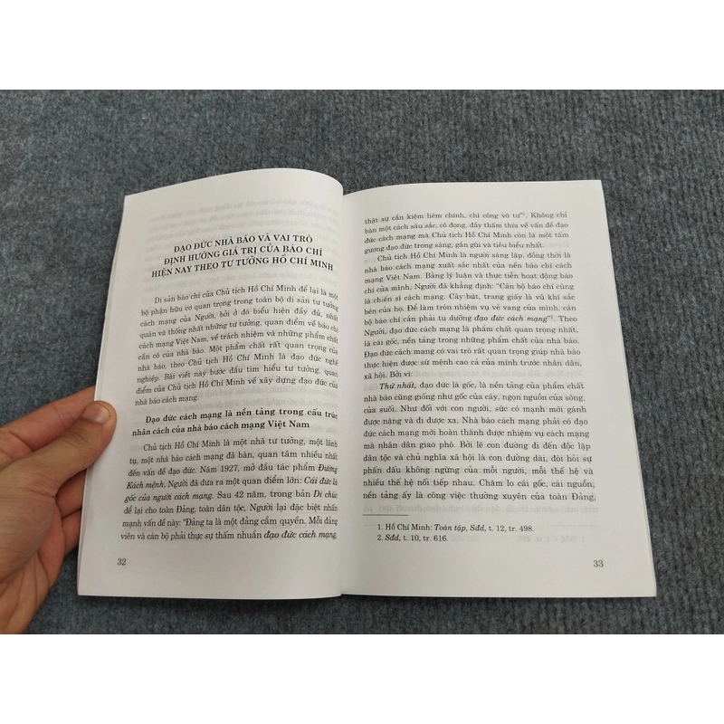 PHÁT TRIỂN VĂN HÓA VÀ CON NGƯỜI VIỆT NAM THEO TƯ TƯỞNG HỒ CHÍ MINH 466055