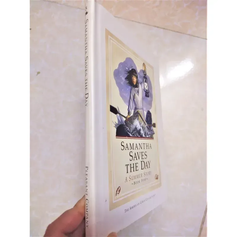 Sách Ngoại văn: Samantha saves the day - A summer story 934032