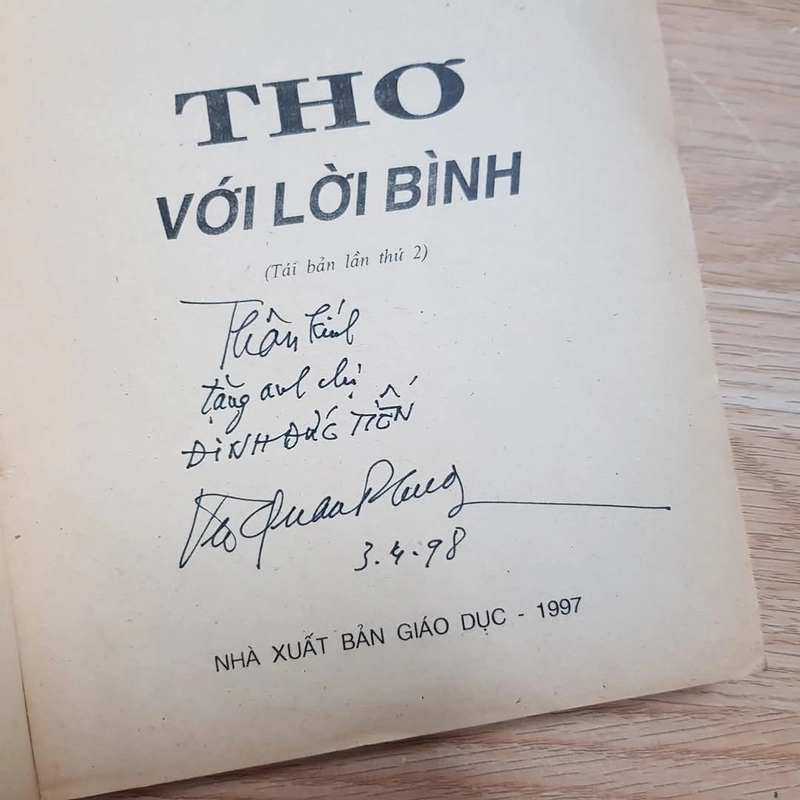 Thơ với lời bình chữ ký Vũ Quần Phương 413541