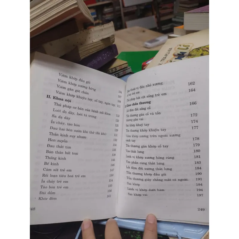 Sách: Xoa bóp bấm huyệt chữa bệnh (A3) - Tác giả: Lý Ngọc Điền - Bảo Huy 689955