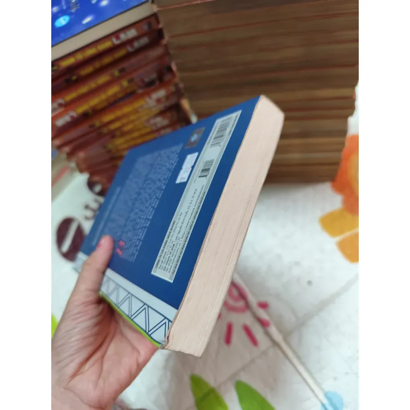 NGUYÊN LÝ QUẢN TRỊ CHUỖI CUNG ỨNG – MICHAEL H. HUGOS - k4 1019110