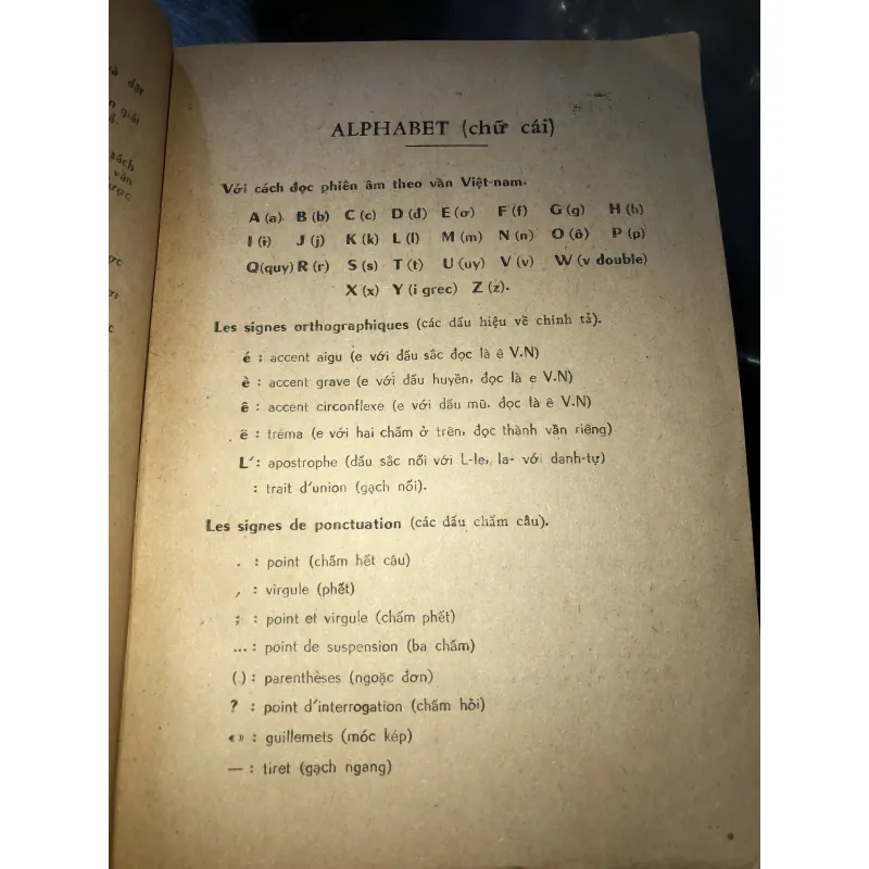 Bản dịch và dẫn giải của Cours de langue et de civilisation francaises - G.Mauger 1027390