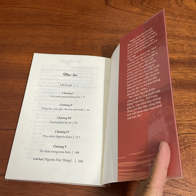 II Tiểu Thuyết Dã Sử: Nữ Sĩ Thời Gió Bụi - Lê Phương Liên - 2021 498653