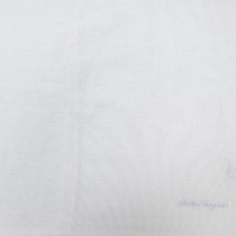 Khăn choàng SALVATORE FERRAGAMO - Hàng hiệu Authentic 838290