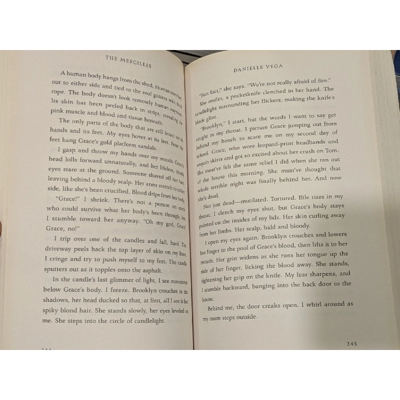 The Merciless I & II - Danielle Vega 784537