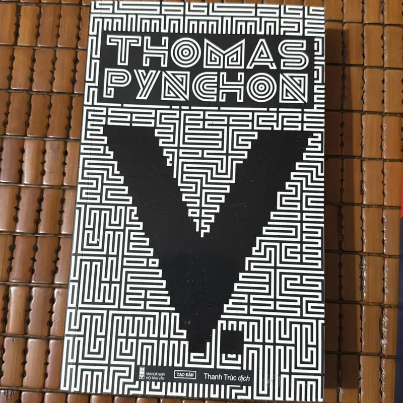 V - Thomas Pynchon 568596