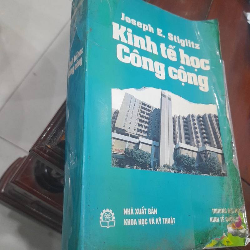 Joseph E. Stiglitz - KINH TẾ HỌC CÔNG CỘNG 461107