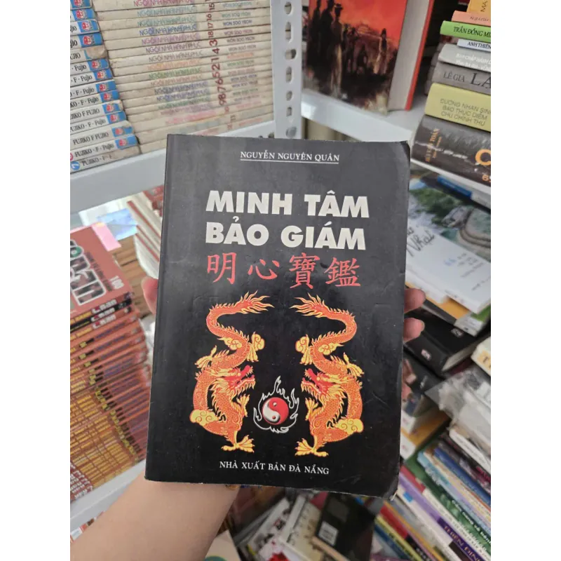 MINH TÂM BẢO GIÁM 1027141