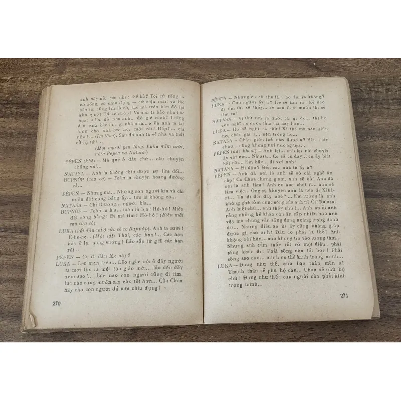 Kịch Maxim Gorky (in 1979 - 454 trang) 763018