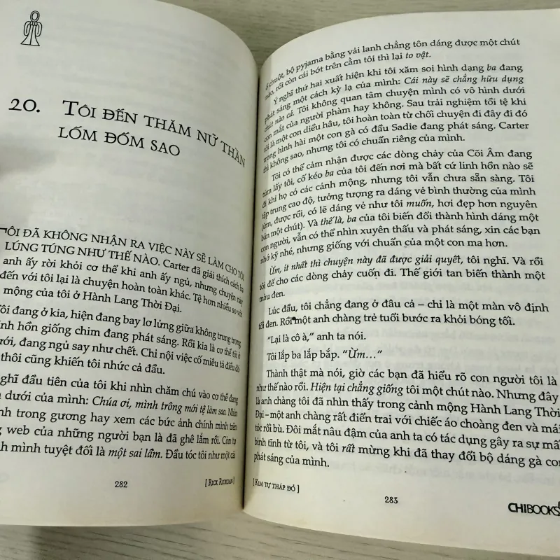 Biên Niên Sử Nhà Kane 1 - Kim Tự Tháp Đỏ 1006819
