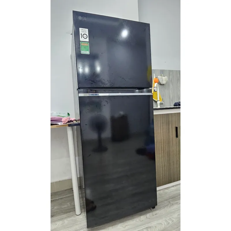 Tủ lạnh LG 217L màu đen  557210