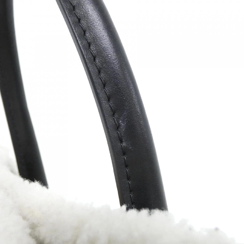 Túi Louis Vuitton On My Side MM M58908 616955