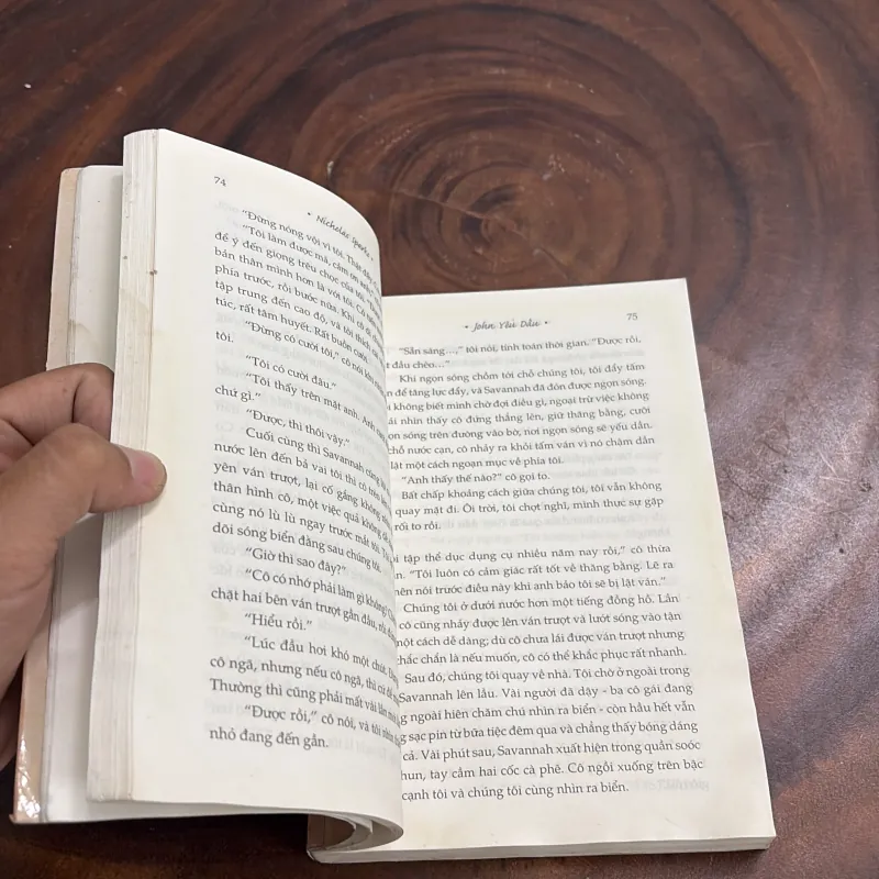 [Có Vết Ẩm Đã Khô] - II John Yêu Dấu - NICHOLAS SPARKS - 2011 977275