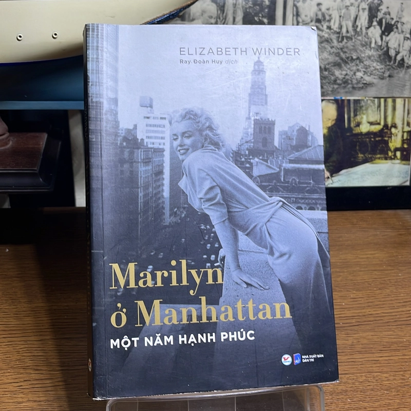 Marilyn ở Manhattan Elizabeth Winder 494932