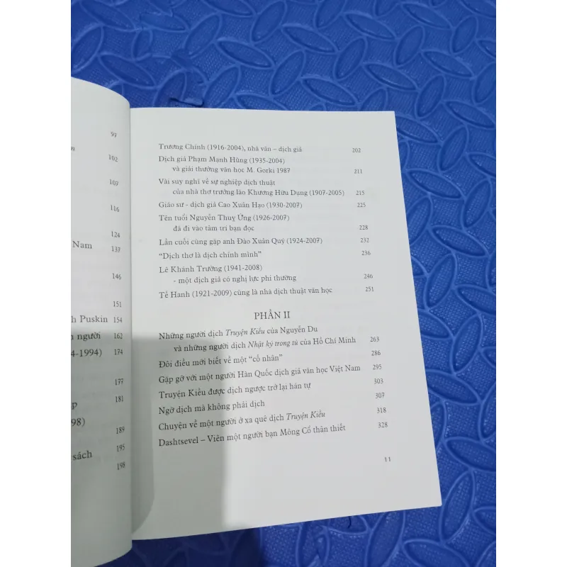 Những con ngựa thồ ( Văn học dịch - Dịch văn học ) 1005991