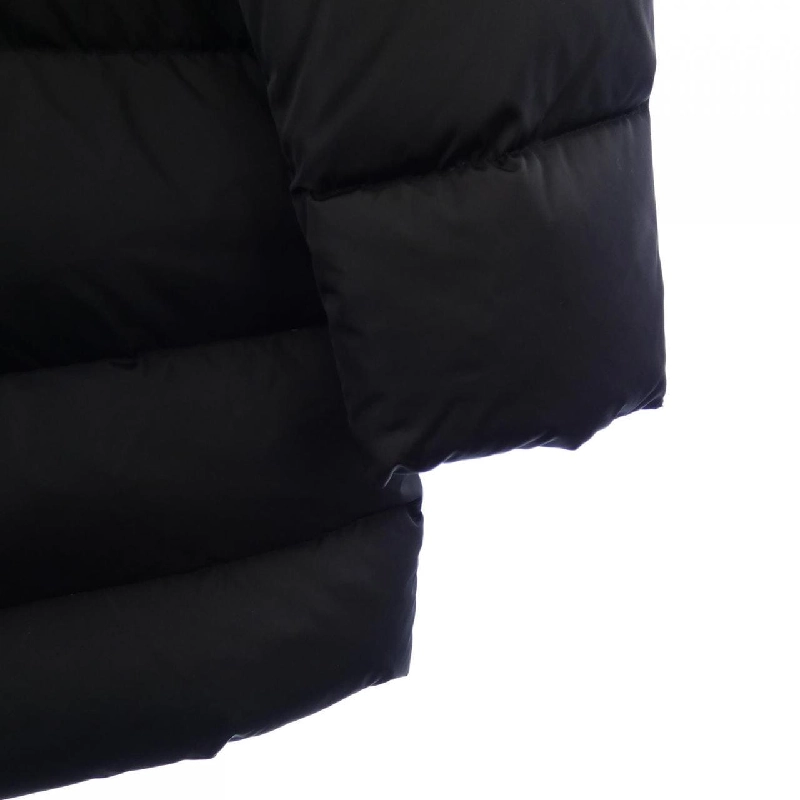 Áo khoác lông vũ MONCLER 637817