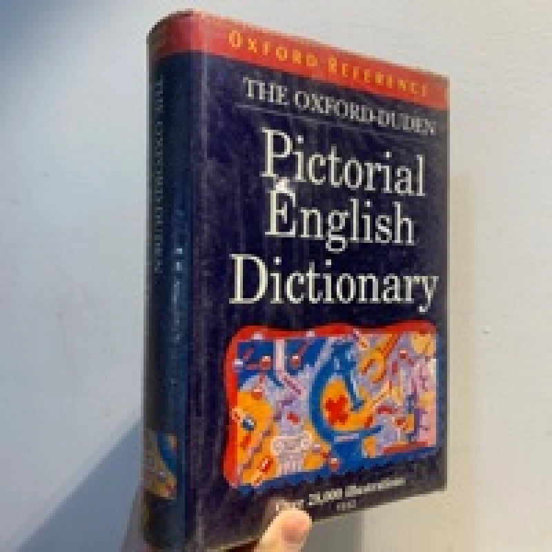 PICTORIAL ENGLISH DICTIONARY 120262