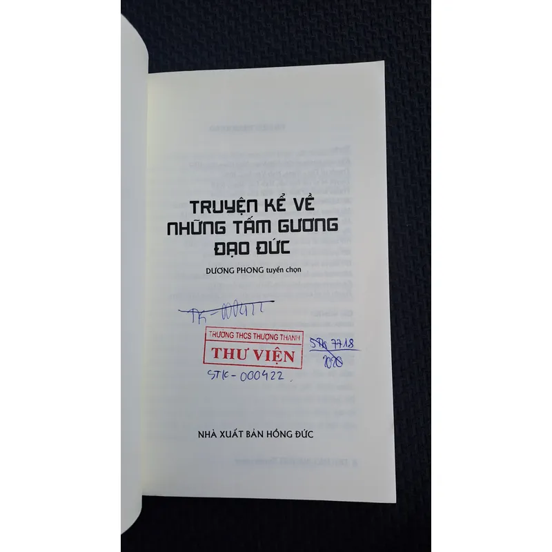 Set 8 cuốn Truyện kể về... ( sách chữ, 6+ tuổi) 717186