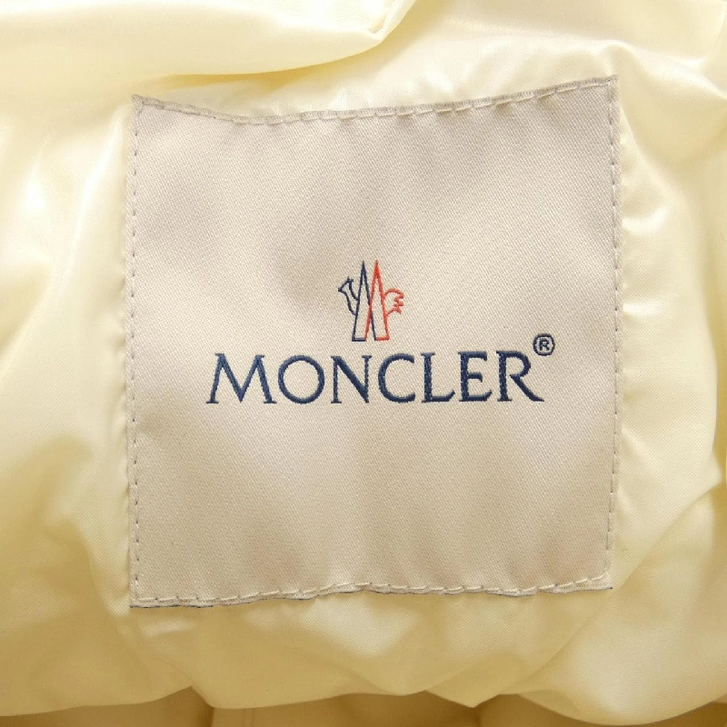 Áo khoác lông vũ MONCLER CHARAMILLON 630340