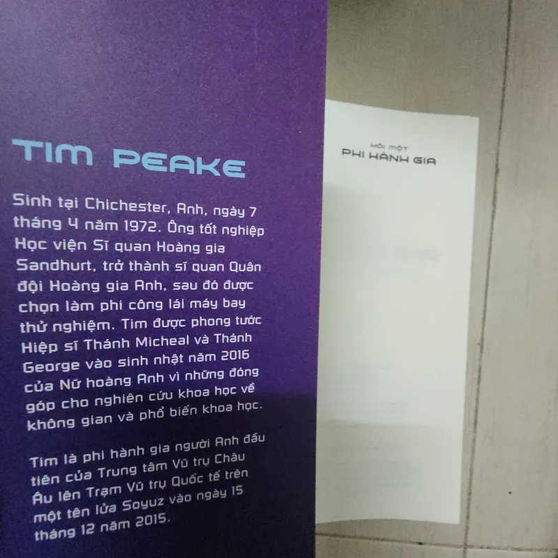 Sách Hỏi một phi hành gia 717407