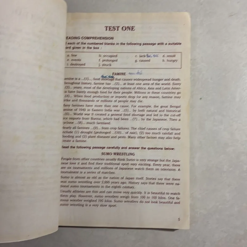 Tài liệu ôn tập luyện thi đại học Tiếng Anh 720530