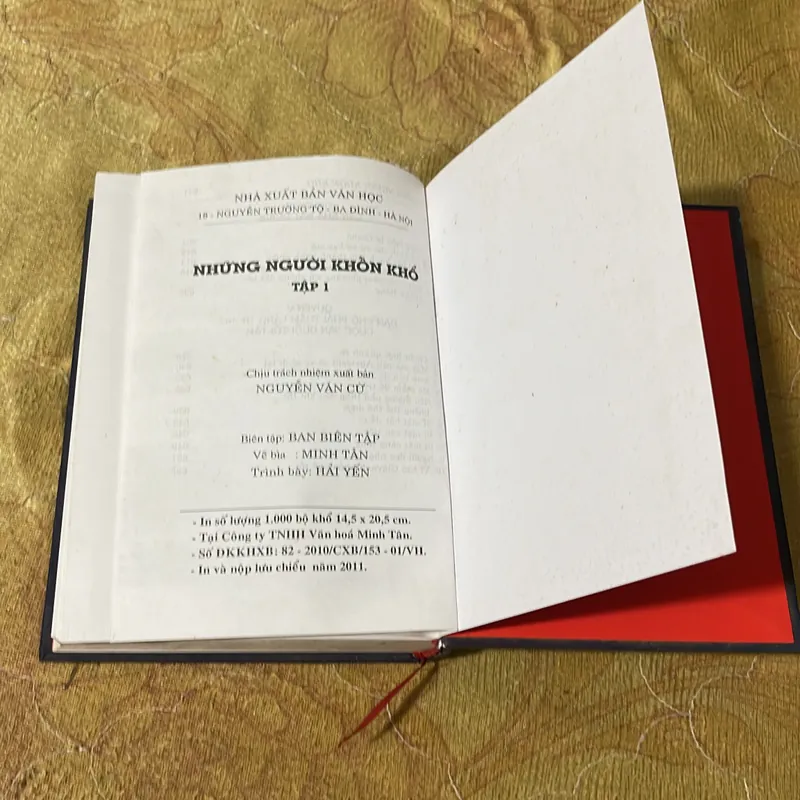 COMBO VICTOR HUGO- NHỮNG NGƯỜI KHỐN KHỔ- THẰNG GÙ NHÀ THỜ ĐỨC BÀ(b) 720642