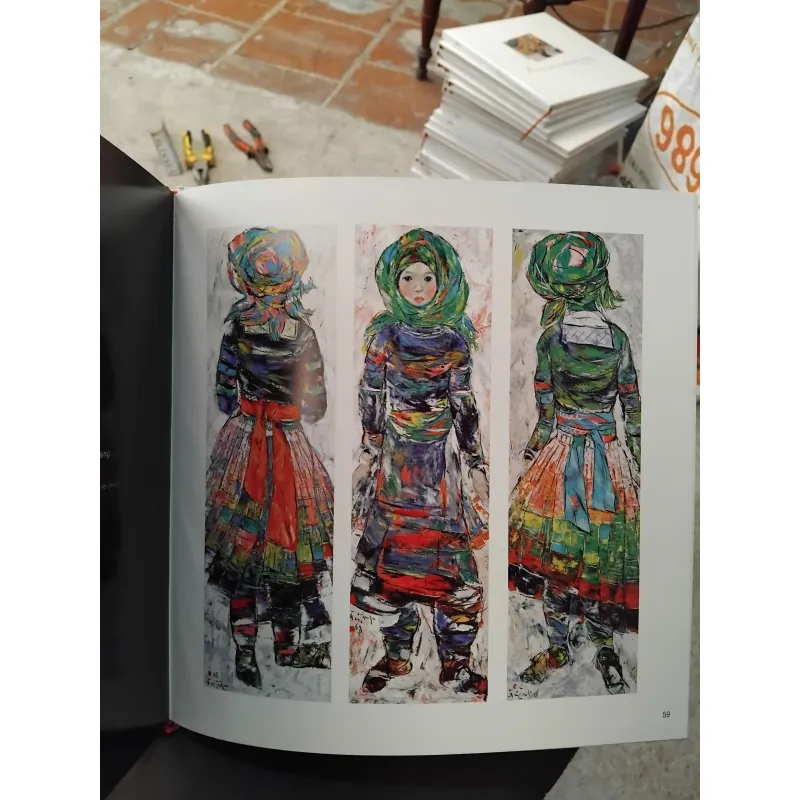 Thổ cẩm khác vựng tập hội họa của Đoàn Xuân Tặng  1006126