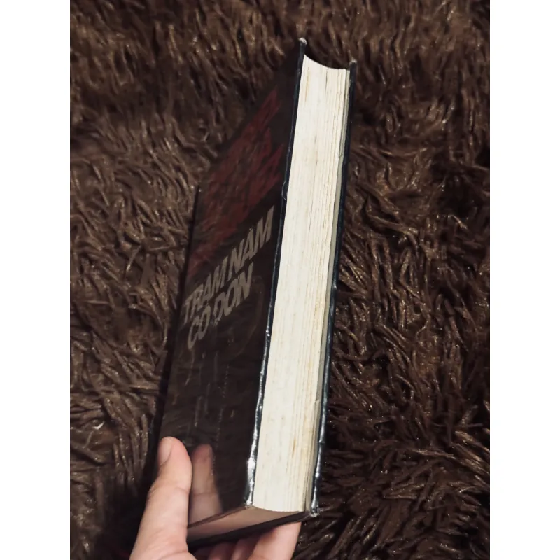 Trăm năm cô đơn 996358