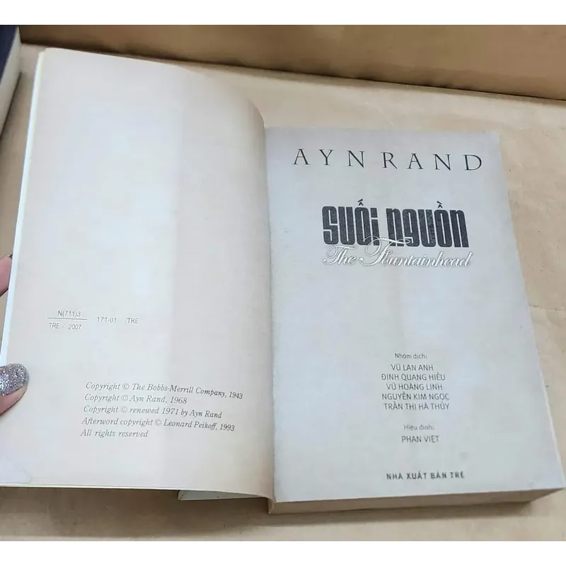 Tác phẩm văn học kinh điển Mỹ của nhà văn Ayn Rand: SUỐI NGUỒN 716972