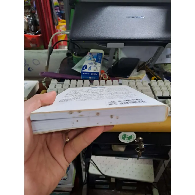 Yêu những điều không hoàn hảo - Hae Min VĂN HỌC HCM1008 577299