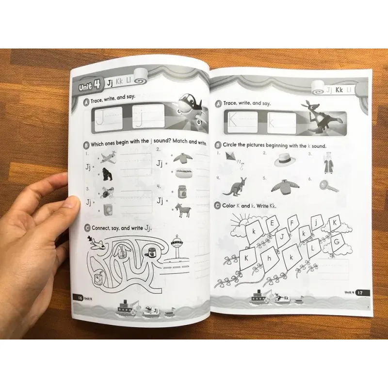 Oxford phonics world - Level 1 - 2 quyển 760026