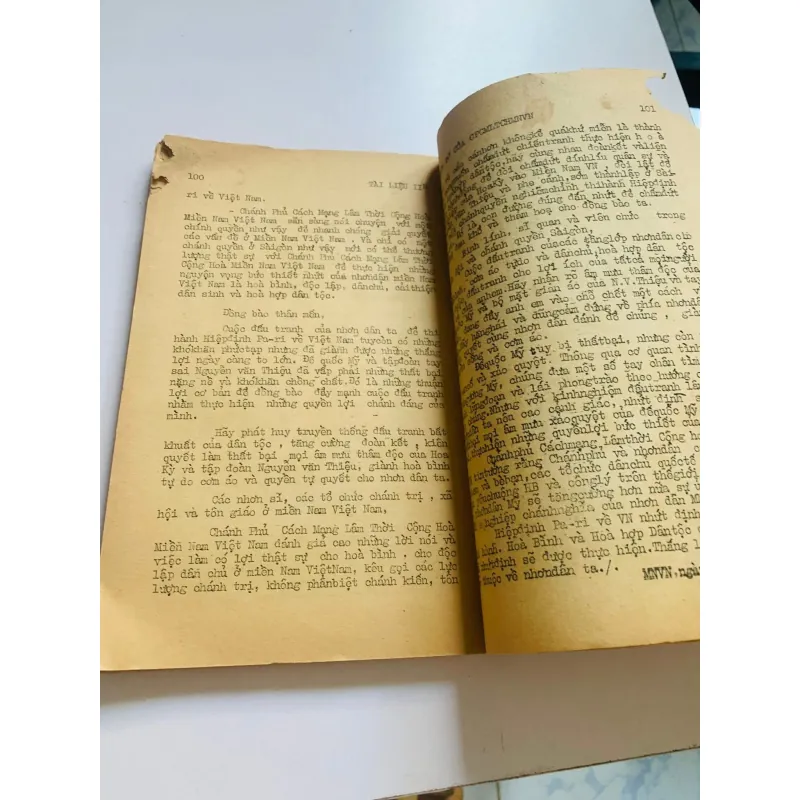 ĐỨNG DẬY  - 2 năm sau Hiệp định Paris  752748