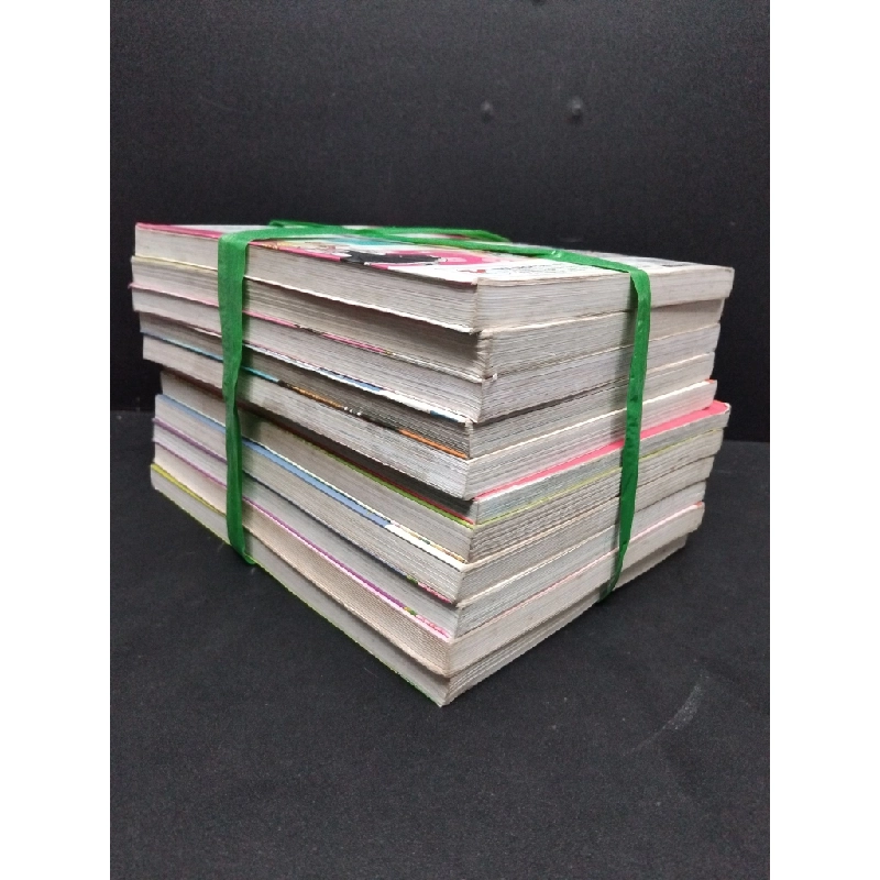 Bộ 11 tập Candy Book mới 80% ố vàng rách bìa HCM1008 TRUYỆN TRANH 199803