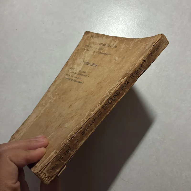 Dịch và dẫn giải ENGLISH FOR TODAY (Sách trước 75) Book one 745536