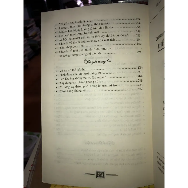 Chinh phục đỉnh cao tri thức - Thế giới tương lai - Trọng Phụng 777042