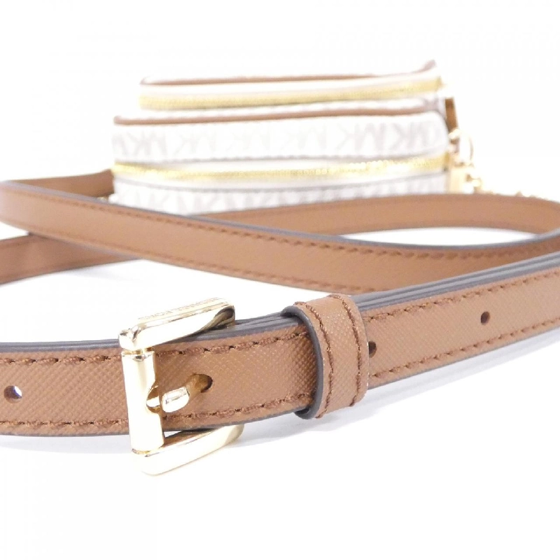 【Sản phẩm mới】Michael Michael Kors JET SET TRAVEL 35F1GTVC2B Túi đeo vai 613281