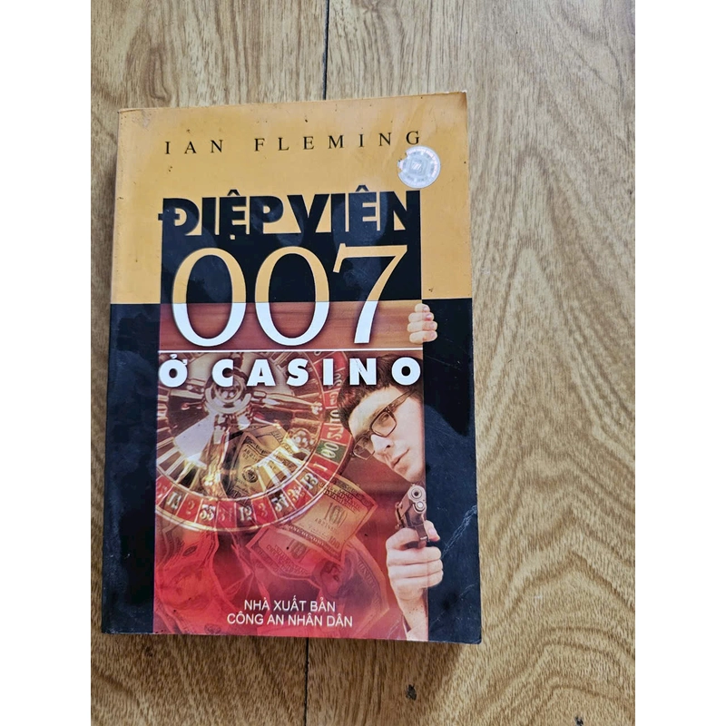 Điệp viên 007 ở Casino 
30k 379259